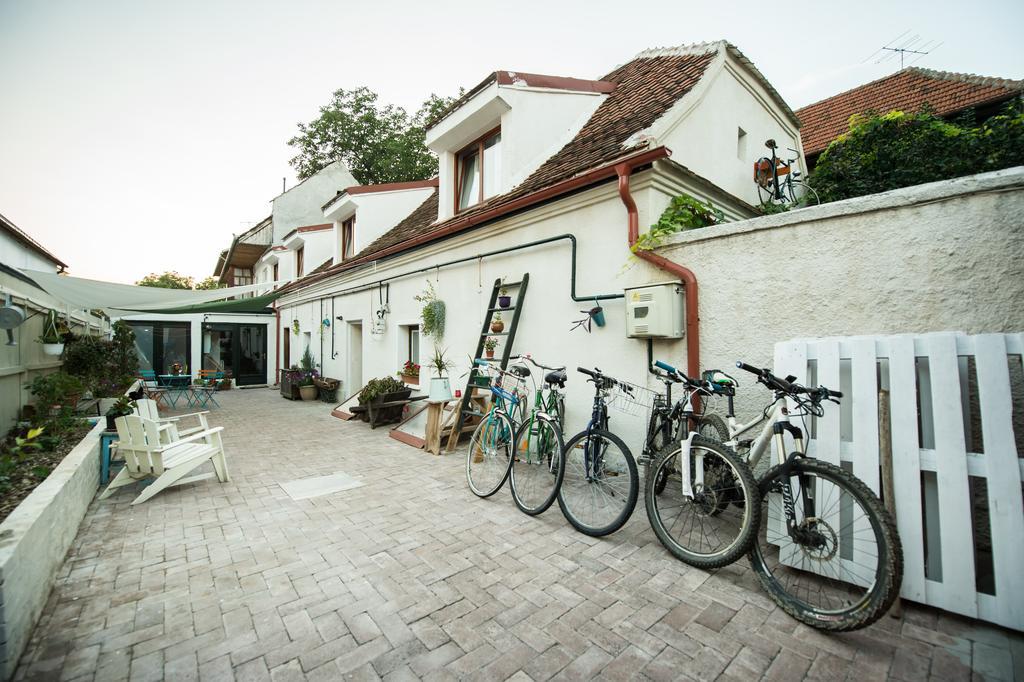 Bike House - 250-Year-Old Restored House In A Quiet Area Brašov Exteriér fotografie